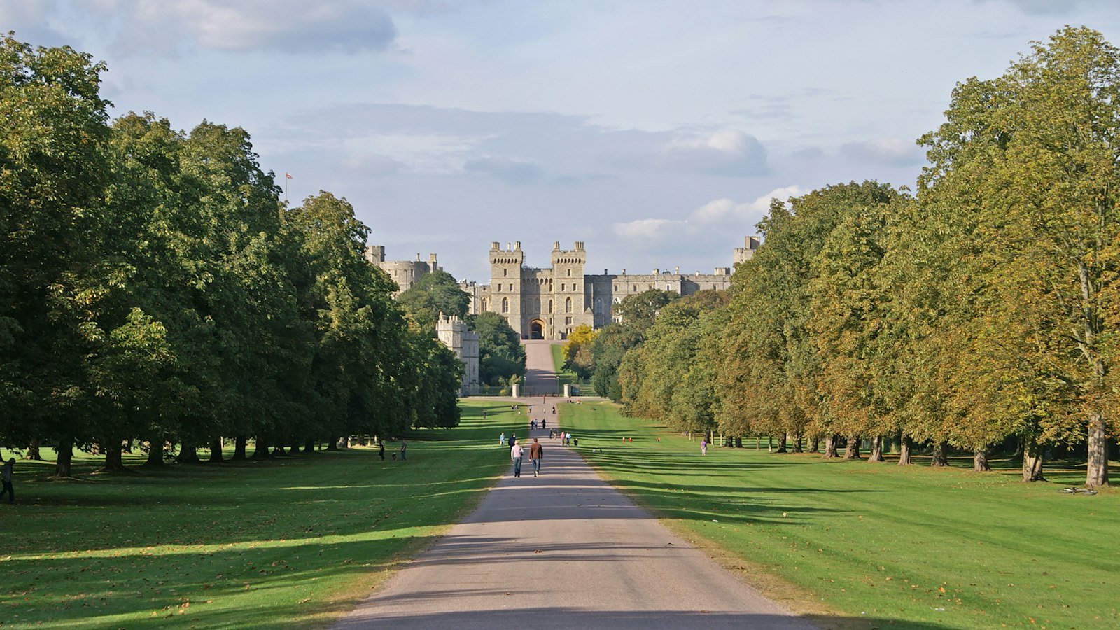 The Long Walk leading up to Windsor Castle